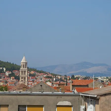 Lucac Manus Apartman